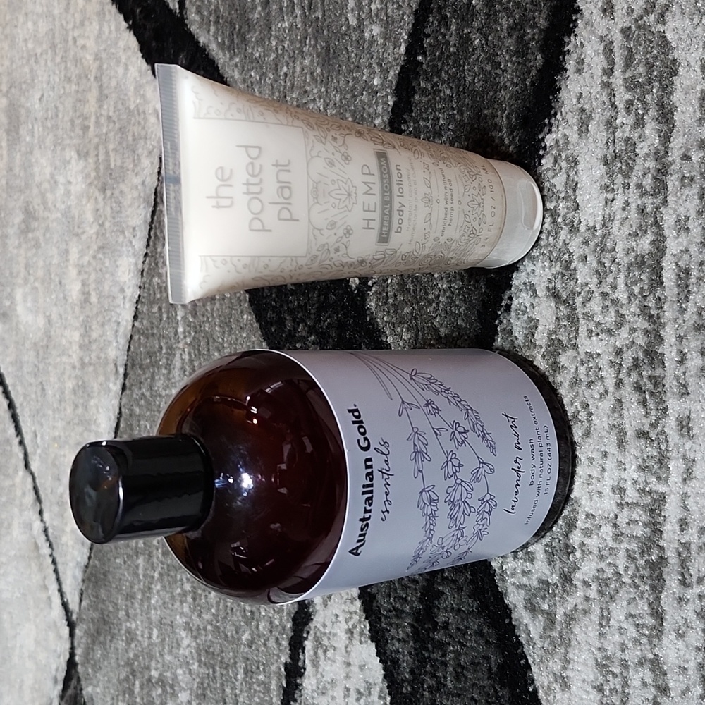 AUSTRALIAN GOLD ESSENTIALS LAVENDER MINT BODY WASH & THE POTTED PLANT HE…